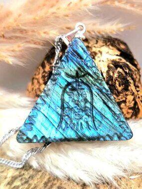 Nature Labradorite Oriental Talisman Symbol Pendant Necklace